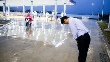 22365191102035596241074959056500573176920824n-1507709161630-135-0-640-960-crop-1507709304455