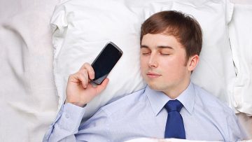 Điện thoại di động có thể tăng khả năng vô sinh ở nam giới