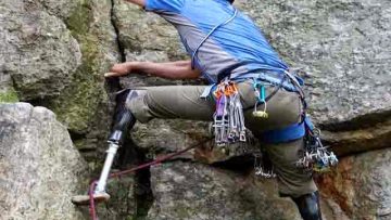 vượt lên hoàn cảnh