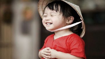 nụ cười bé