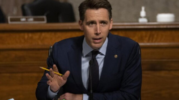 Thượng nghị sĩ Hawley: Điểm tín dụng xã hội kiểu “Trung Quốc cộng sản” đến Hoa Kỳ dưới hình thức “Hủy bỏ văn hóa”