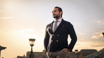 Người đàn ông có vai trò quan trọng nên cần phải giữ gìn sức khỏe. Nguồn ảnh: Internet