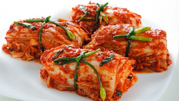 Kimchi là một món ăn phụ phổ biến của Hàn Quốc được dùng trong nhiều bữa ăn(Samira Bouaou / The Epoch Times)
