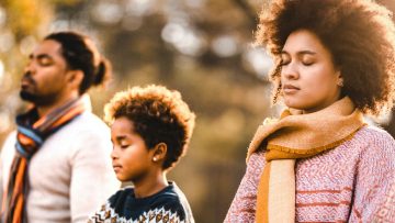 Thiền dường như làm tăng lòng từ bi. Nó cũng làm cho lòng từ bi hiệu quả hơn.