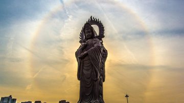 Trên đầu mỗi người thường có một vầng sáng. Ảnh minh họa. Nguồn ảnh: Internet