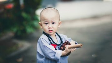 Vì sao nói sinh ra đã là khổ