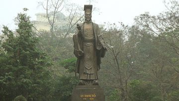 Tượng đài Lý Thái Tổ. Nguồn ảnh: hoangthanhthanglong