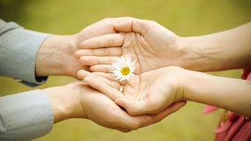 Tha thứ và để quá khứ qua đi là cách bạn bước đi trên con đường mang tên ‘hạnh phúc’