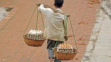 taisaochungtalaiphanxetnguoingheo