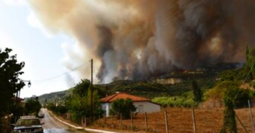 Nắng nóng tiếp tục gây ra hàng trăm vụ cháy rừng, các địa điểm Olympic của Hy Lạp cổ đại có nguy cơ biến mất