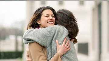 Lợi ích tuyệt vời của những cái ôm