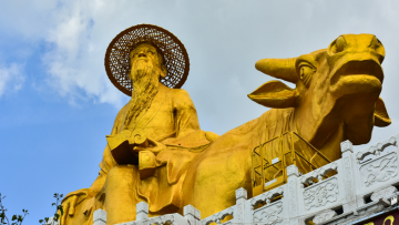 Ba mươi không đi ba đường, bốn mươi không đụng ba việc, nghĩa là gì?