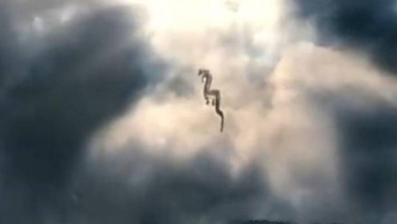 Bí ẩn thuồng luồng hóa rồng. Nguồn ảnh: soundofhope