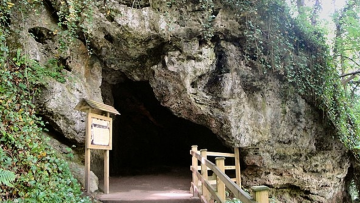 Chiếc hang nơi Shipton được sinh ra. Nguồn: .ntdvn.com