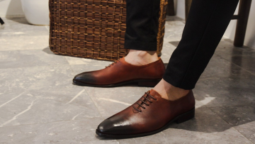 Biết tính cách của đàn ông thông qua cách đi giày