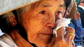 Mẹ nghèo mới hay con thảo, cái giá phải trả cho người con bất hiếu