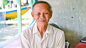 Người đàn ông ‘chết đi sống lại’ bỗng hết mù hết câm