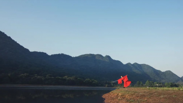 Đừng để hành trang của ngày hôm qua ảnh hưởng đến hành trình ngày mai