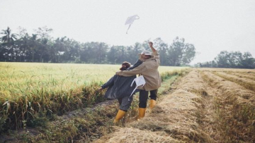 nghèo khó vẫn vui