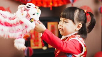 Quan niệm “Giàu không sinh thêm trai, nghèo không sinh thêm gái” nghĩa là gì?