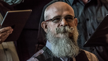 Không có tiền bạc, không có quan hệ muốn thành công học người do thái